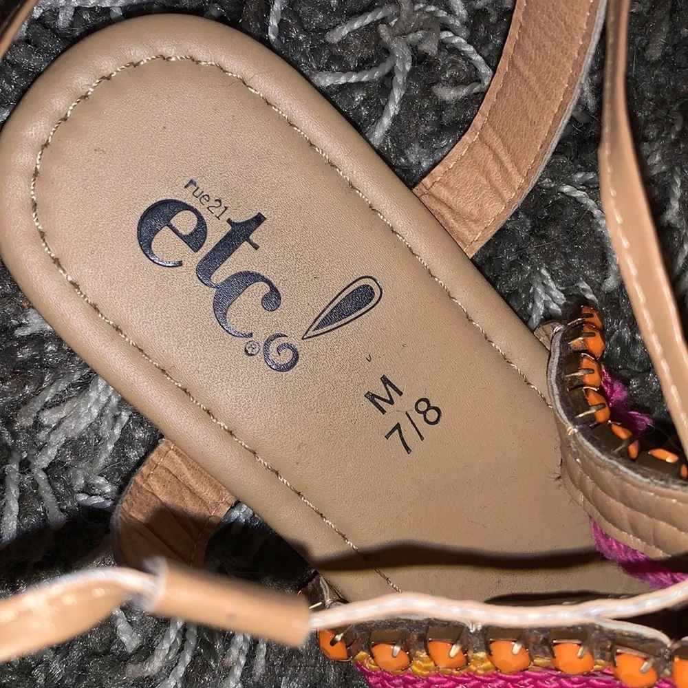 Rue21 Boho Sandals Size 7/8 - Picture 3 of 4
